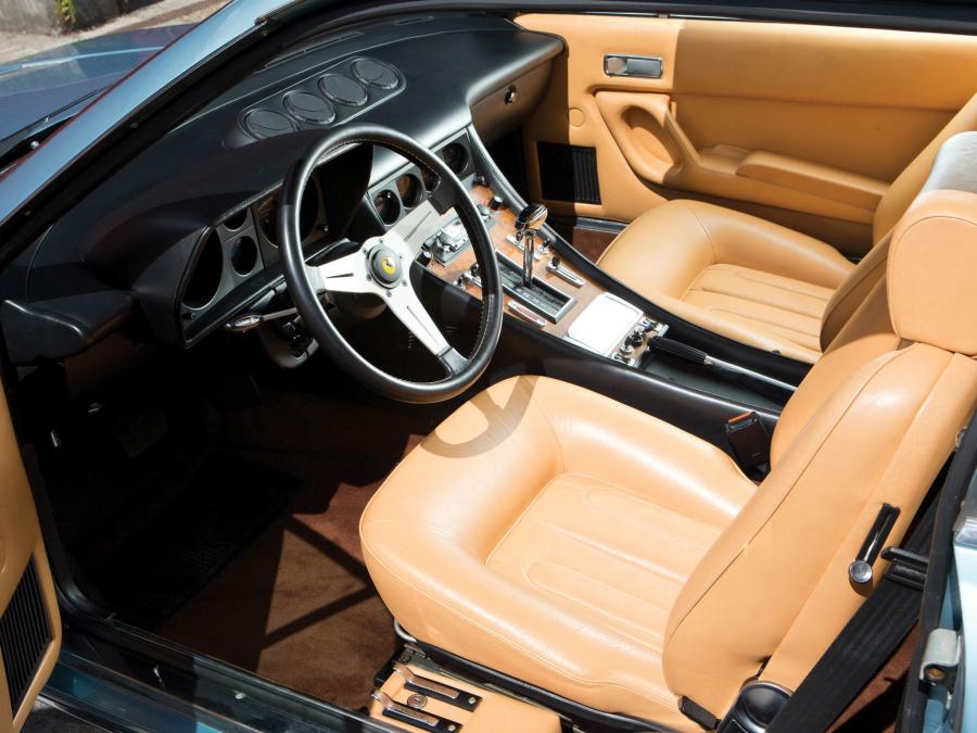 Интерьер Ferrari 400 Automatic i 1979 года  (фото 23 из 31)